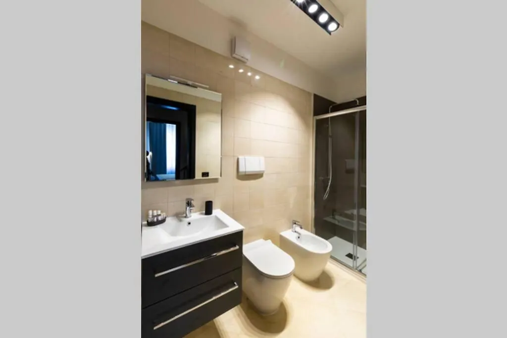 Laus App.2 - Art & Design Nel Cuore Di Bari - Via Dante Alighieri Apartmán